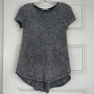 Honey Punch acid-washed tee